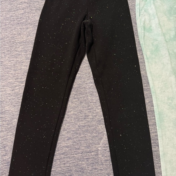 Girls Old Navy Black Speckled Cozy-Lined leggings and Therabouts PJ Pants - Picture 2 of 9